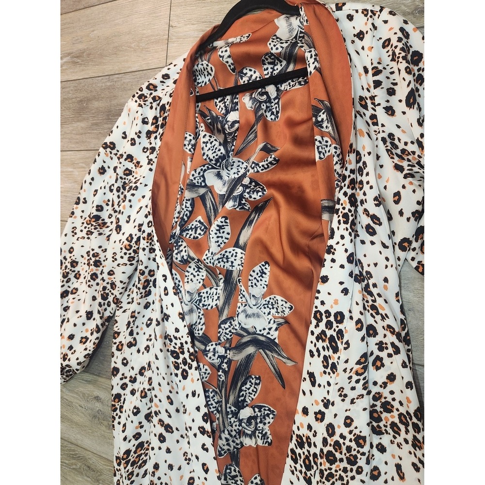Chico's Burnt Orange Leopard Print Long Kimoni Lined, Tie Sleeves, Size 4
